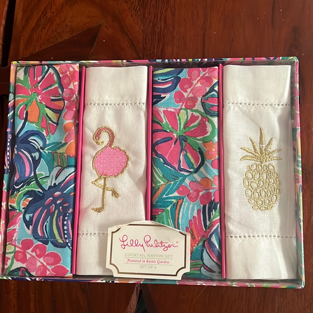 NIB Lilly Pulitzer Cocktail Napkin Set New In Box
